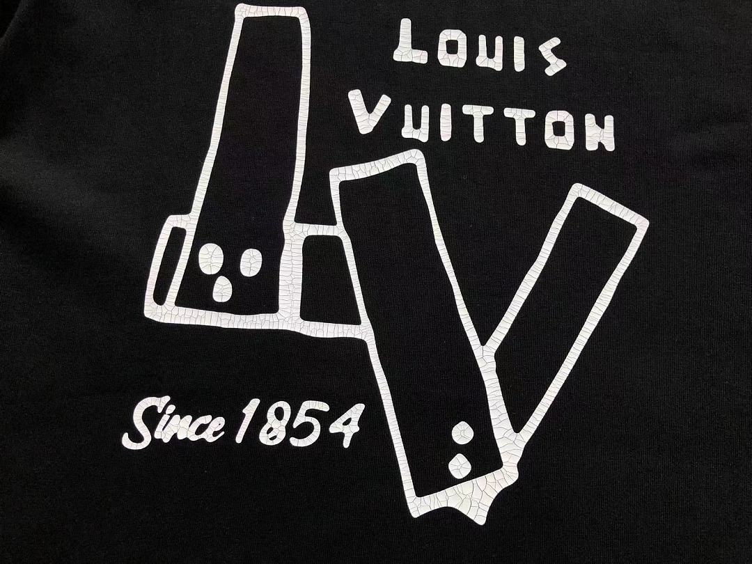 Louis Vuitton 118 L⭐ T-SHIRT 3204151021 (Im 170Cm 60Kg I Wear Size M In The Phot) - Image 13