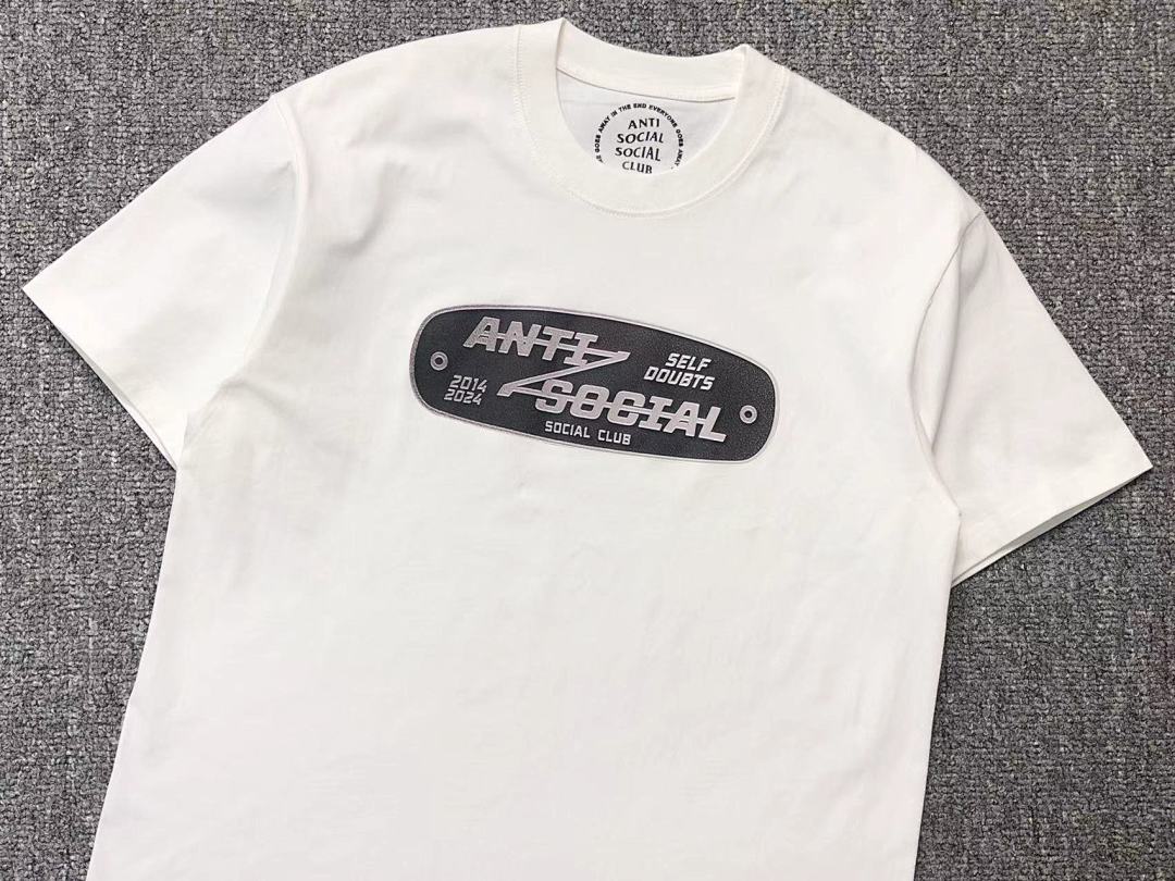 Christian Louboutin 85 ANTI SOCIAL CLUB T-SHIRT - Image 9