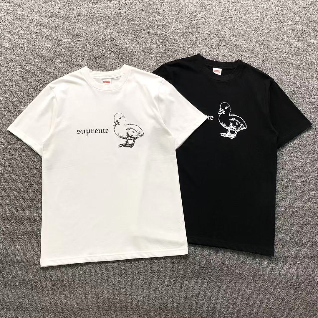 Supreme 145 S⭐⭐R⭐⭐E T-SHIRT 42062405001 (Im 170Cm 60Kg I Wear Size M In The Phot)