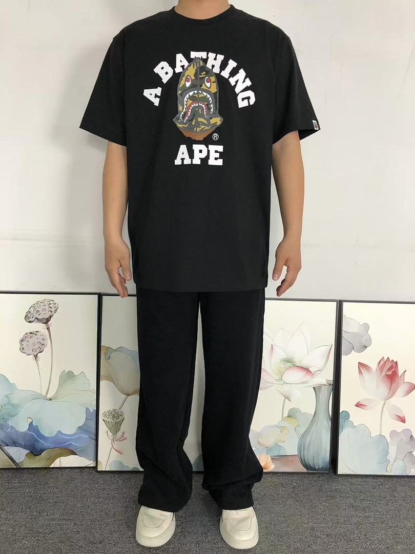 Bape 108 BAPE T-SHIRT 3201130111 (Im 170Cm 60Kg I Wear Size M In The Phot) - Image 3