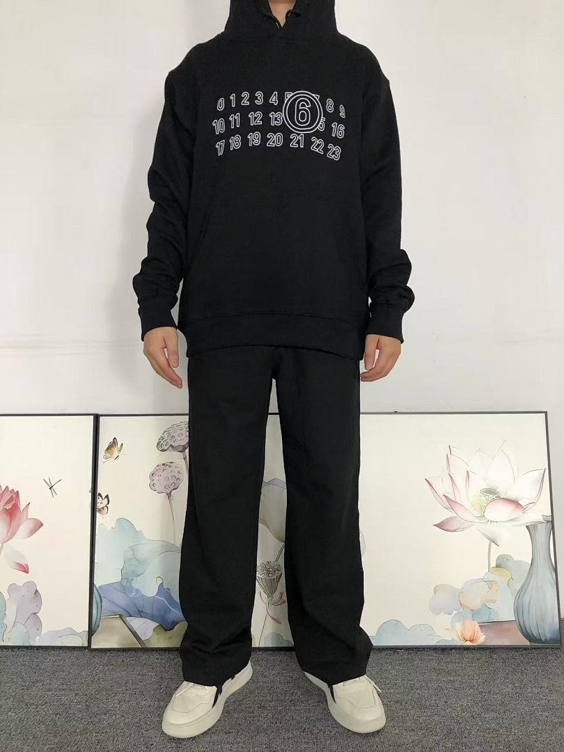 On Running 125 MAISON MARGIELA HOODIE 58260886 (Im 170Cm 60Kg I Wear Size 46 In The Phot) - Image 3