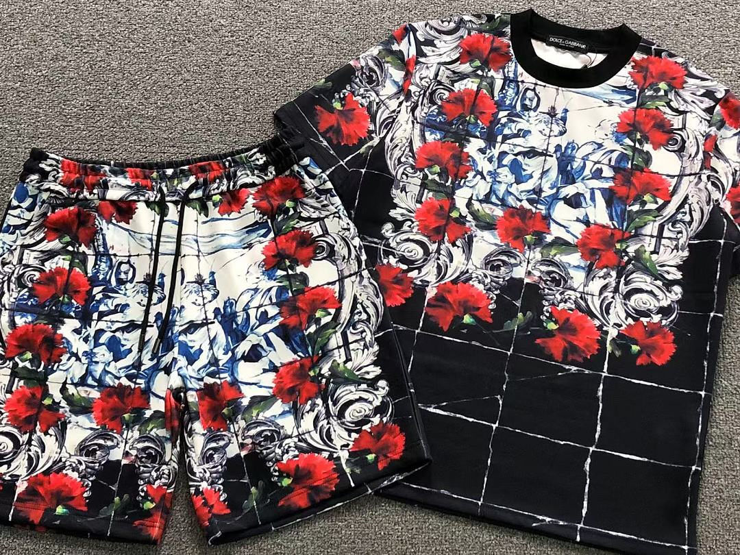 Dolce & Gabbana SHORTS175 D⭐LC⭐ GA⭐⭐A⭐A T-SHIRT - Image 7