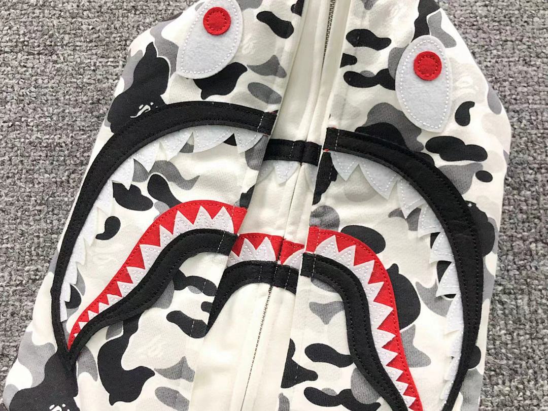 Bape 298 BAPE HOODIE 312200211 (Im 170Cm 57Kg I Wear sizeM In The Phot) - Image 10