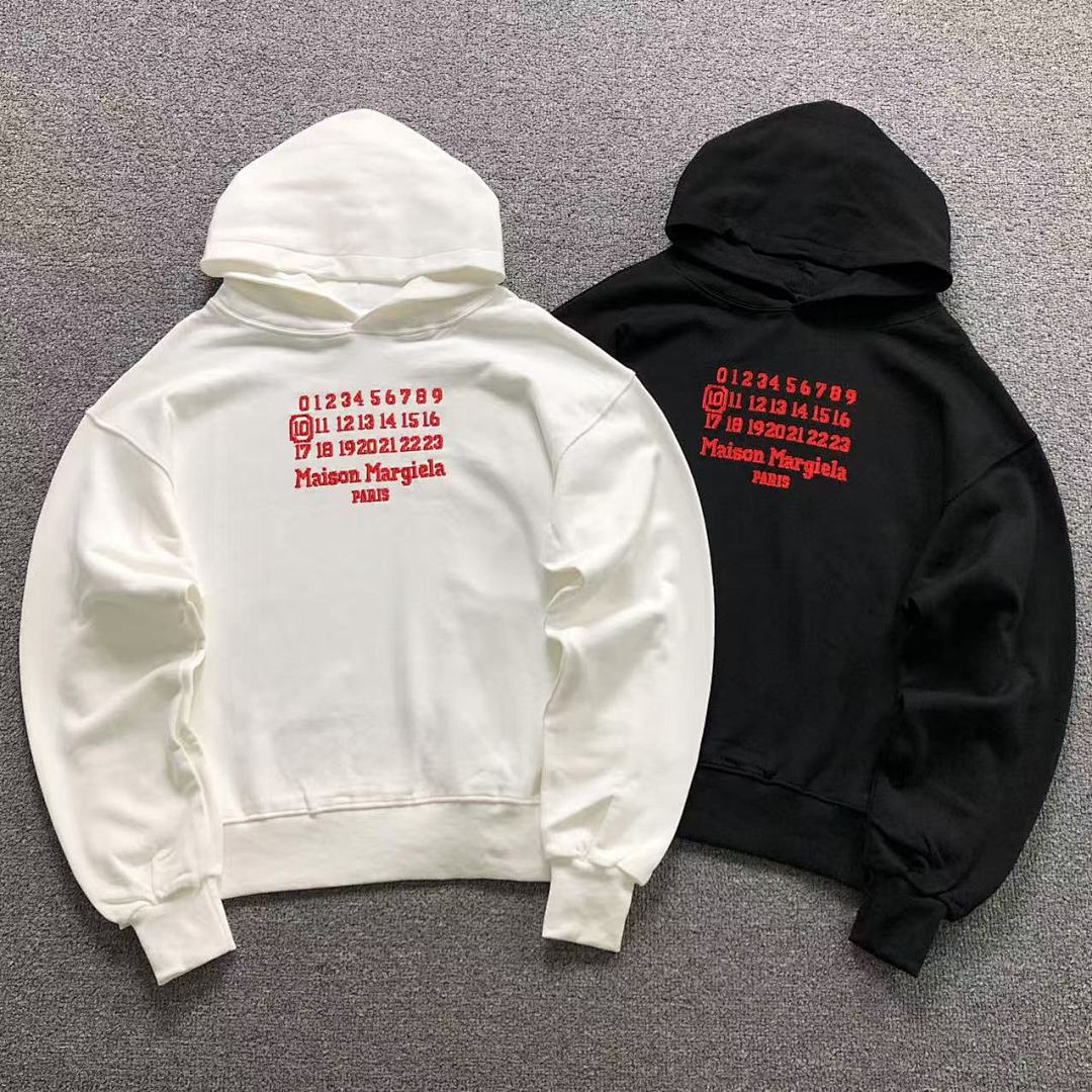 On Running 138 MAISON MARGIELA HOODIE 511620162 (Im 170Cm 60Kg I Wear Size S In The Phot), photo 1