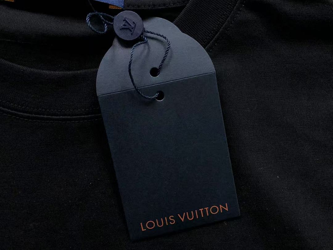 Louis Vuitton 138 L⭐ T-SHIRT 312090601 (Im 170Cm 55Kg I Wear Size L In The Phot) - Image 24