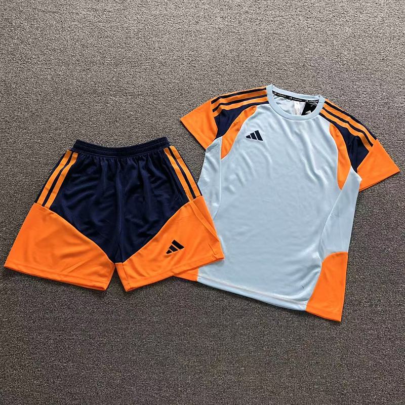 88 FOOTBALL T-SHIRT SHORTS 1272728002 (Im 170Cm 60Kg I Wear Size M In The Phot), photo 1
