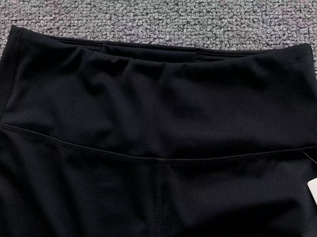 On Running 138 LULULEMON TROUSERS FEMAIE - Image 16