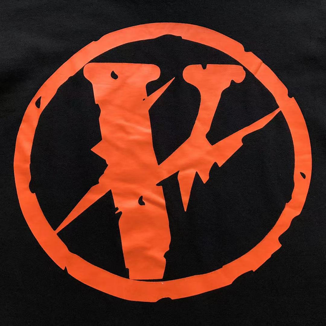 On Running 118 VLONE HOODIE 510111591 (Im 170Cm 60Kg I Wear Size S In The Phot) - Image 13