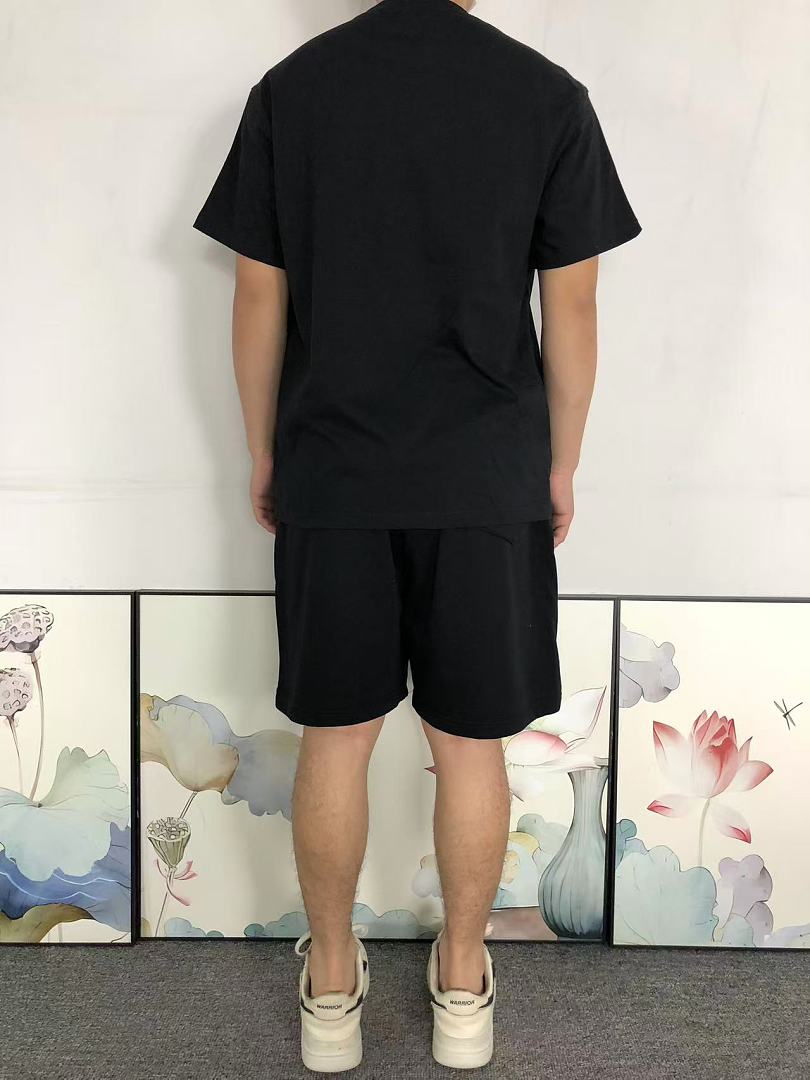 Louis Vuitton SHORTS 158 L⭐ T-SHIRT 2208020215 (Im 170Cm 60Kg I Wear Size S In The Phot) - Image 5