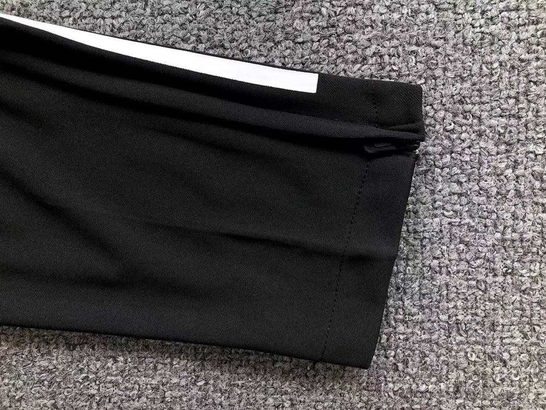 Chanel 135 FOOTBALL LONG SLEEVED TROUSERS - Image 26