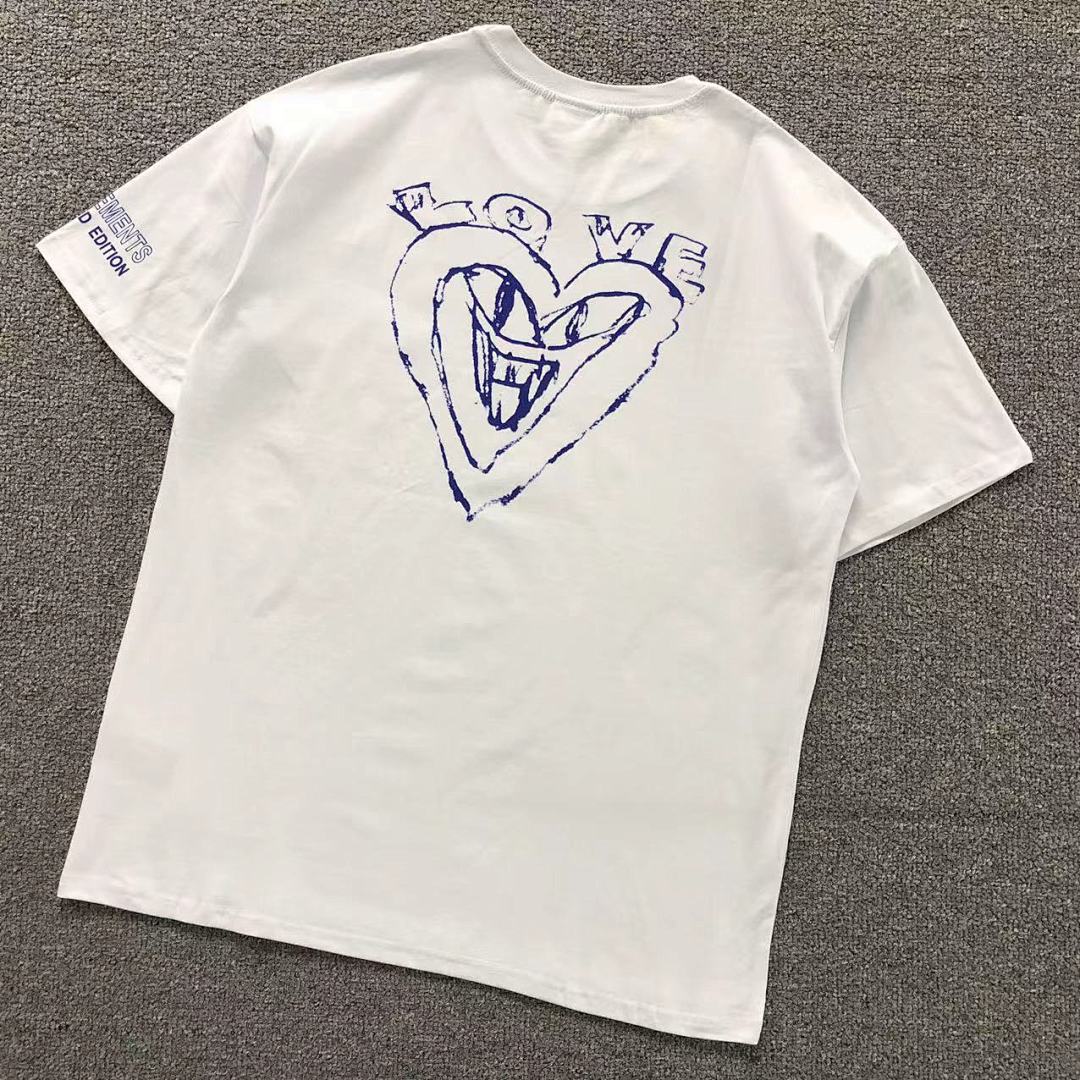 Vetements 88 VETEMENTS T-SHIRT 41081203145 (Im 170Cm 60Kg I Wear Size S In The Phot)