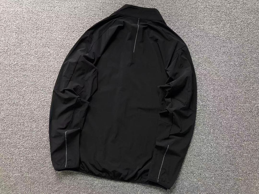 On Running 188 ON JACKET 2205271004 (Im 170Cm 60Kg I Wear Size L In The Phot) - Image 21