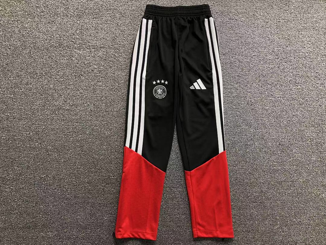 Chanel 135 FOOTBALL LONG SLEEVED TROUSERS - Image 19