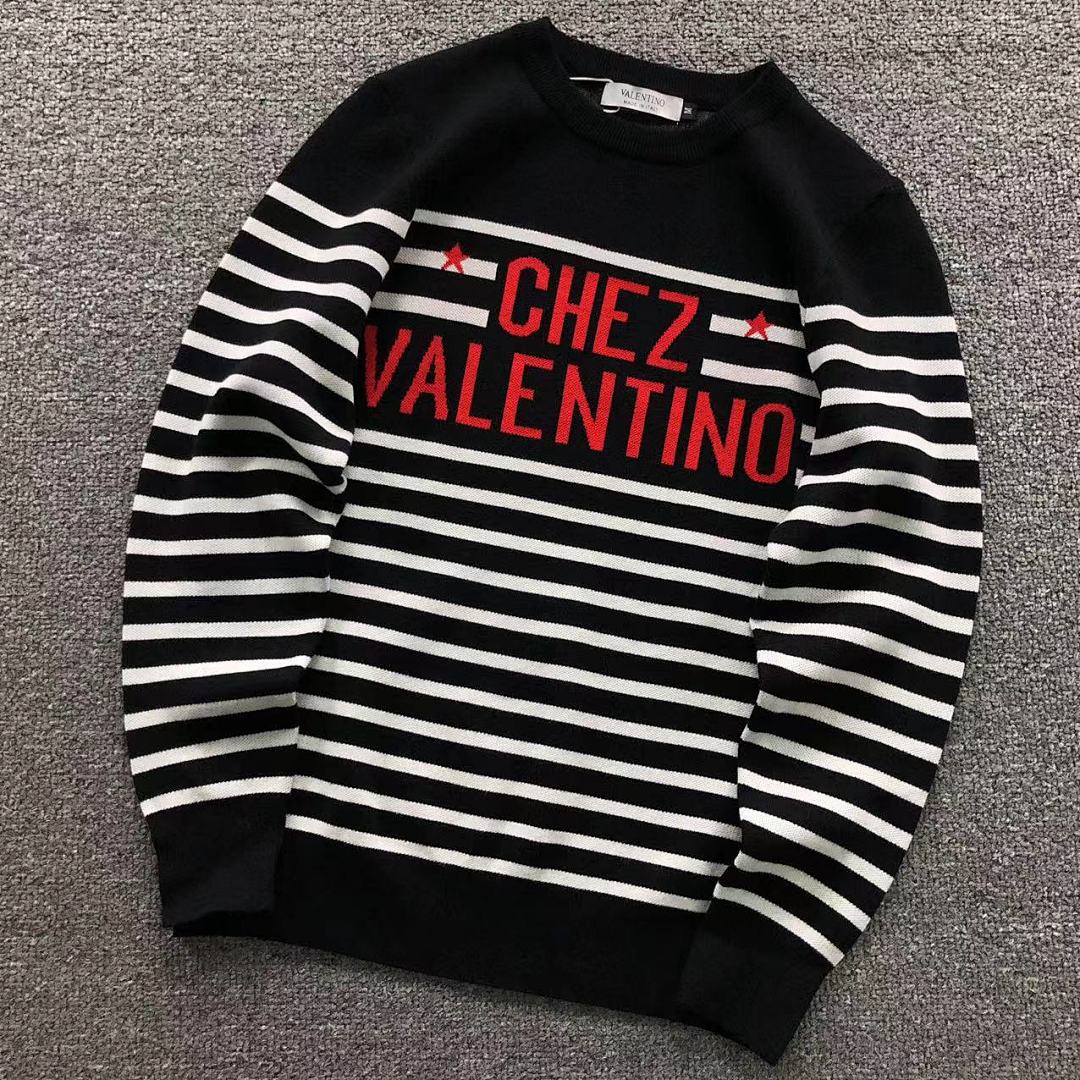 Valentino 138 VALENTINO SWEATER 3112170820 (Im 170Cm 60Kg I Wear Size M In The Phot), photo 1