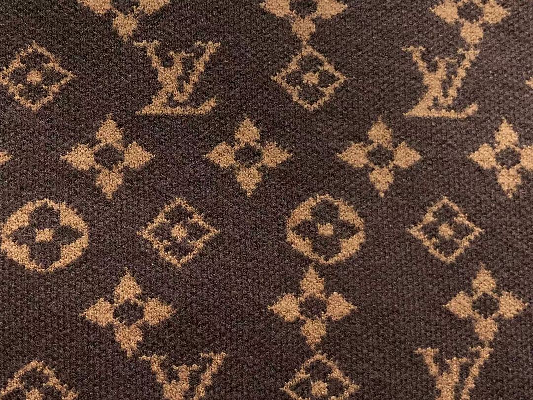 Louis Vuitton 228 L⭐ SWEATER 31010042721 (Im 170Cm 60Kg I Wear Size L In The Phot) - Image 8