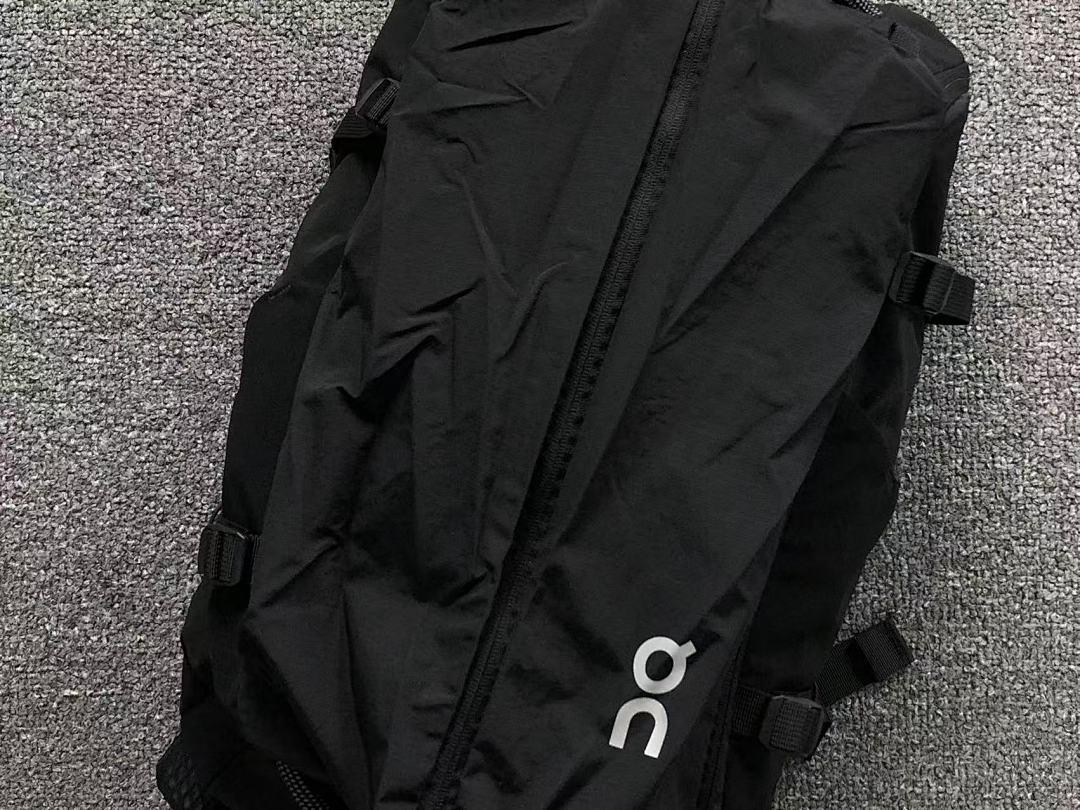 On Running 238 ON BAG 4201151475 (Long 28CM* Wide 14CM* High 49CM) - Image 6