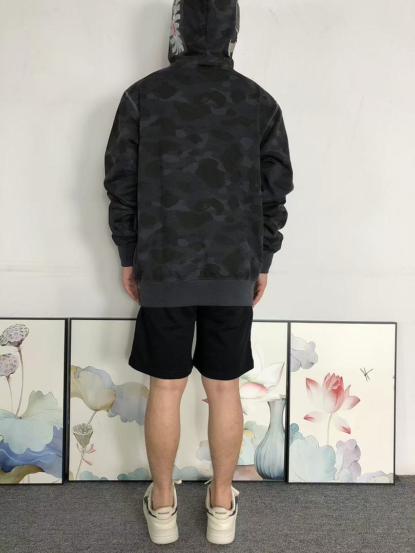 Bape 305 BAPE HOODIE 3205200311 (Im 170Cm 60Kg I Wear Size M In The Phot) - Image 4