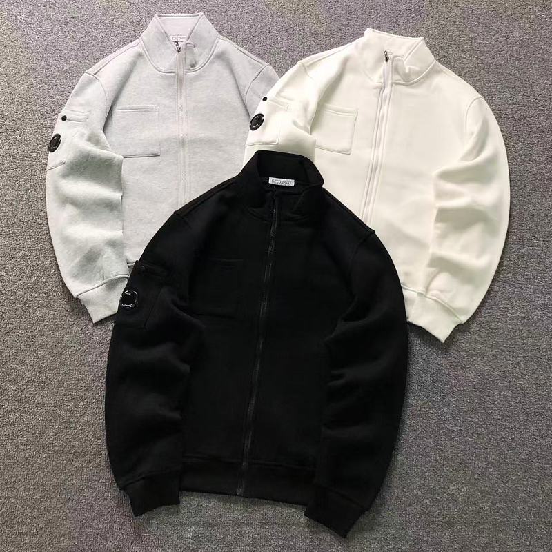C.P. Company 215 CP HOODIE 22082821172 (Im 170Cm 60Kg I Wear Size M In The Phot)