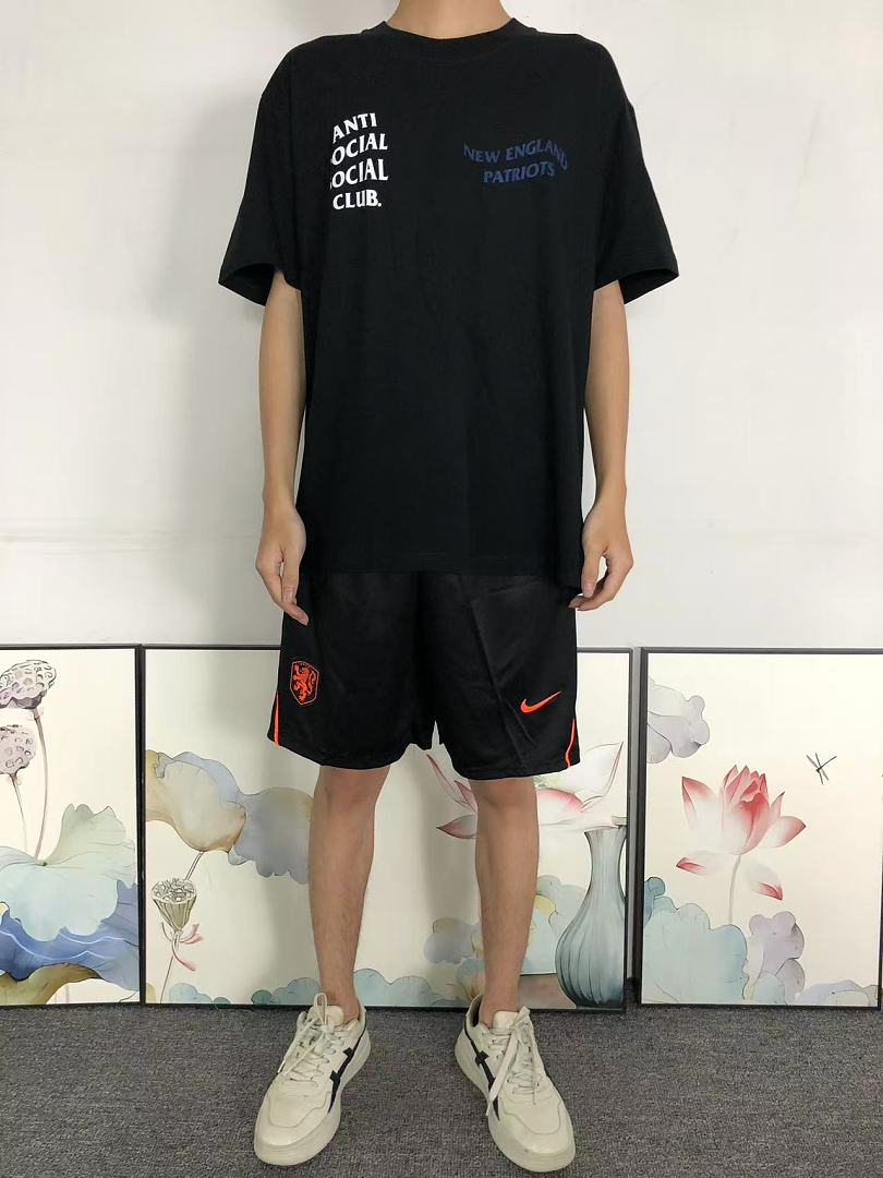 Christian Louboutin 88 ANTI SOCIAL CLUB T-SHIRT 126211502 (Im 170Cm 60Kg I Wear Size L In The Phot) - Image 3