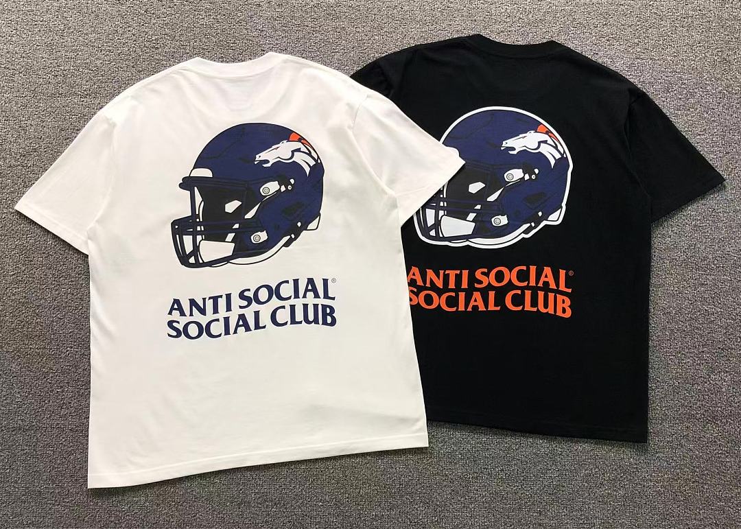 Christian Louboutin 88 ANTI SOCIAL CLUB T-SHIRT 126211702 (Im 170Cm 60Kg I Wear Size L In The Phot) - Image 5