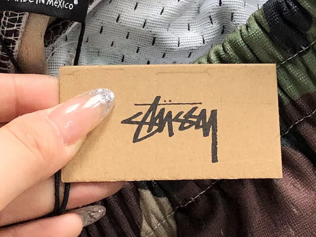 Stussy SHORTS 138 STUSSY T-SHIRT - Image 32