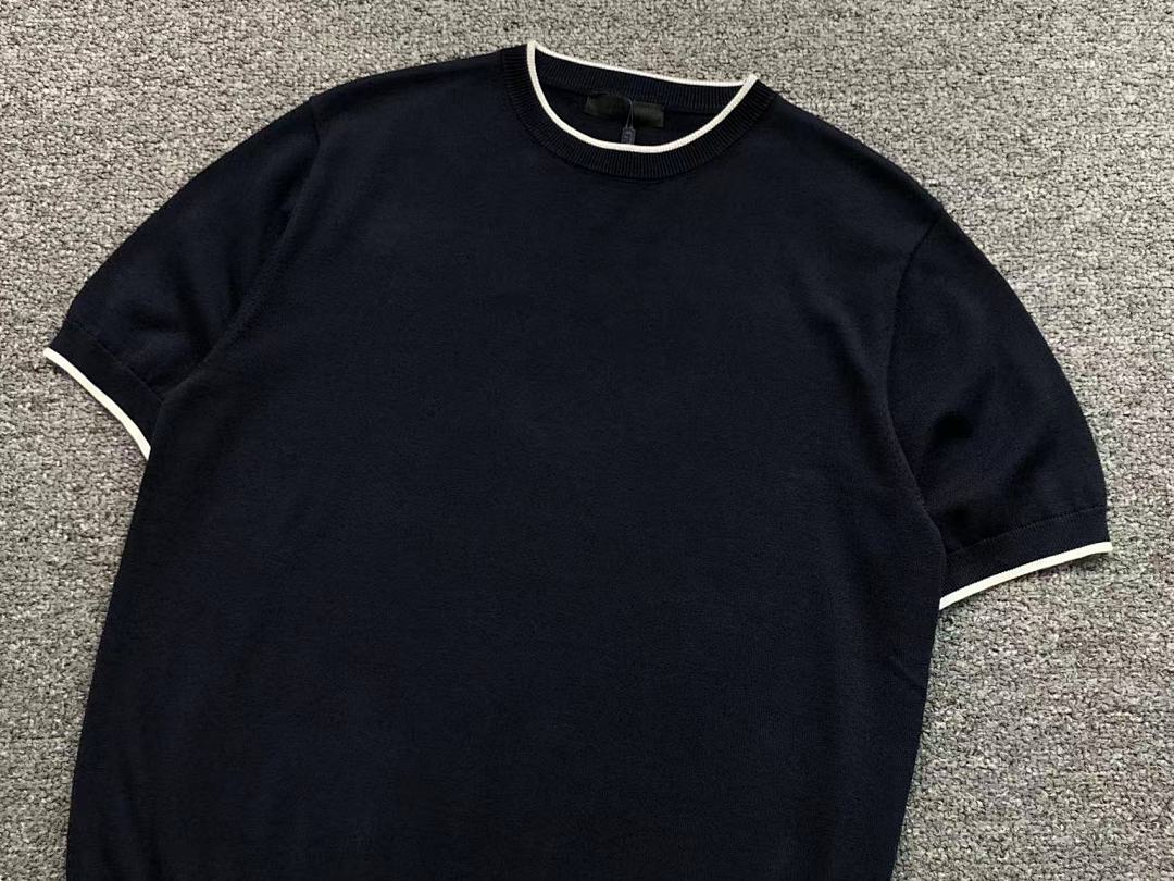 Prada 188 P⭐A⭐A T-SHIRT 320408110921 (Im 170Cm 60Kg I Wear Size M In The Phot) - Image 7