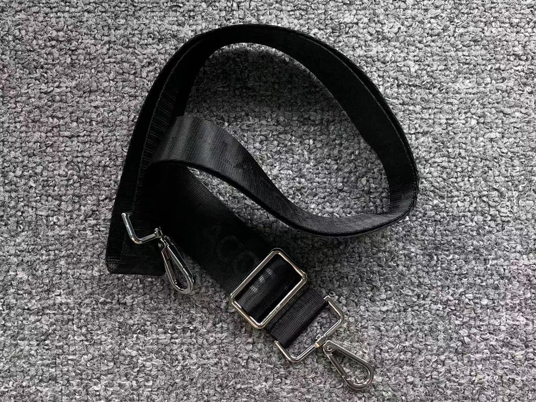 Lacoste 78 LACOSTE BAG 4107310258 (Long 20CM* Wide 6CM* High 12CM) - Image 21