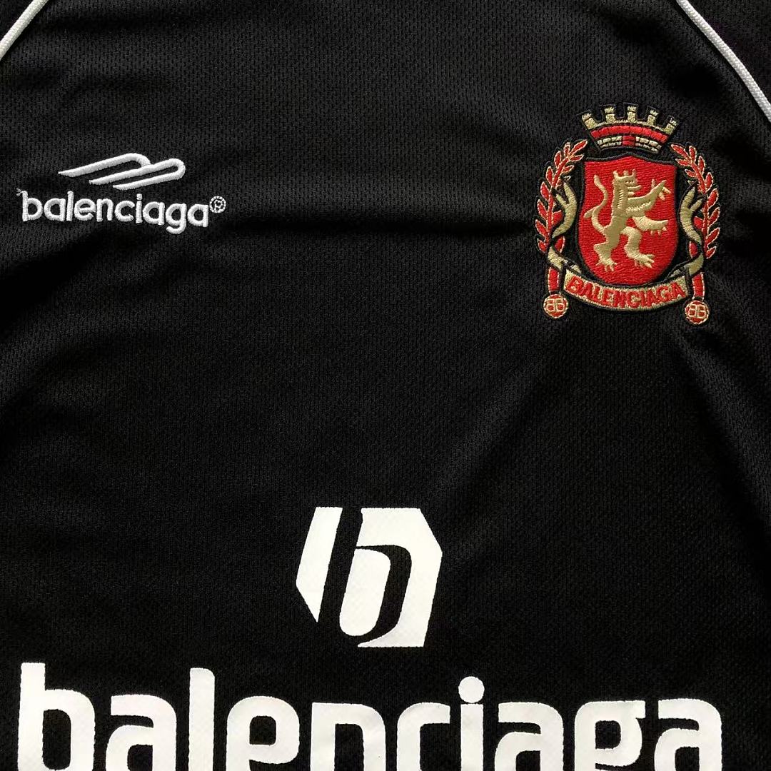 Balenciaga 135 B⭐L⭐⭐⭐IA⭐A T-SHIRT 42042608163 (Im 170Cm 60Kg I Wear Size XS In The Phot) - Image 14