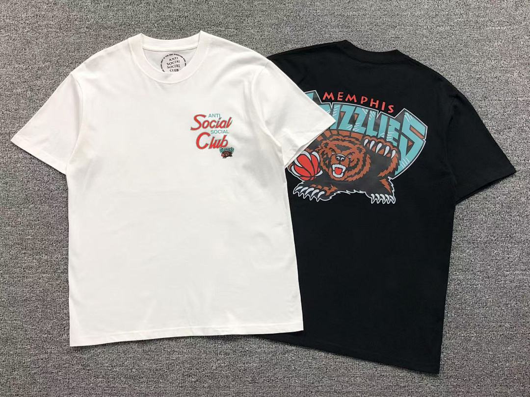 Christian Louboutin 85 ANTI SOCIAL CLUB T-SHIRT - Image 3