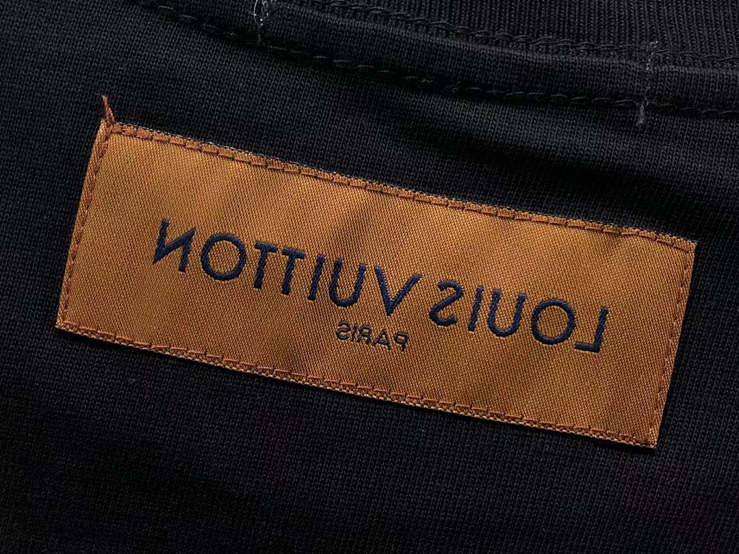 Louis Vuitton 118 L⭐ T-SHIRT 12483060 (Im 170Cm 60Kg I Wear Size S In The Phot) - Image 14