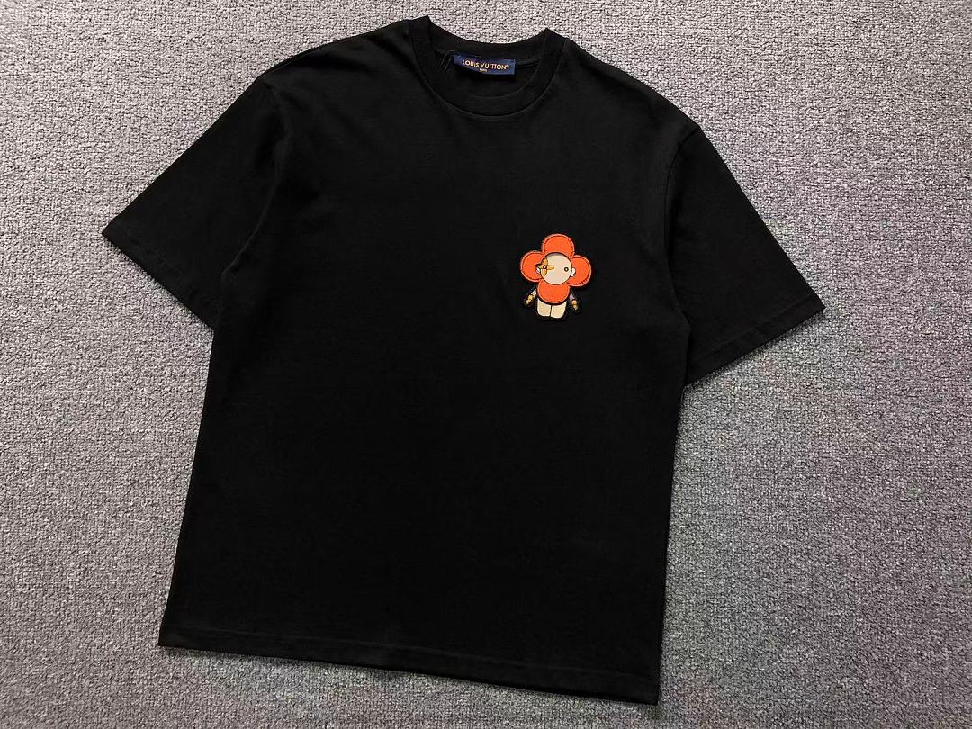 Louis Vuitton 135 L⭐ T-SHIRT 22051505125 (Im 170Cm 60Kg I Wear Size S In The Phot) - Image 8