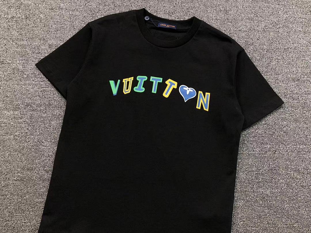 Louis Vuitton 115 L⭐ T-SHIRT 41062612126 (Im 170Cm 60Kg I Wear Size XS In The Phot) - Image 10