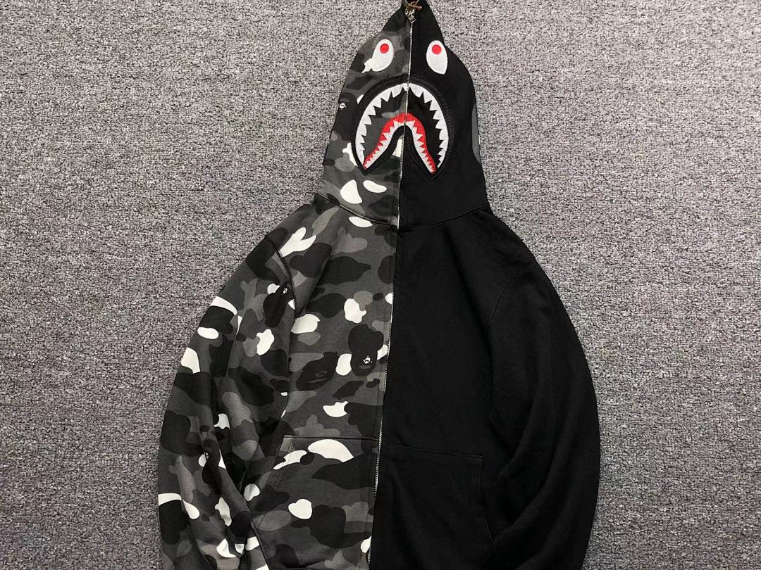 Bape 215 BAPE HOODIE 3203210417 (Im 170Cm 60Kg I Wear Size S In The Phot) - Image 16