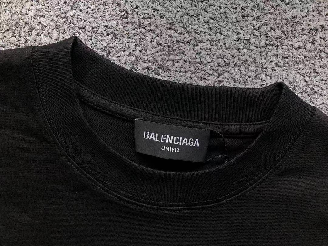 Balenciaga 108 B⭐L⭐⭐⭐IA⭐A T-SHIRT 41081919133 (Im 170Cm 60Kg I Wear Size S In The Phot) - Image 17