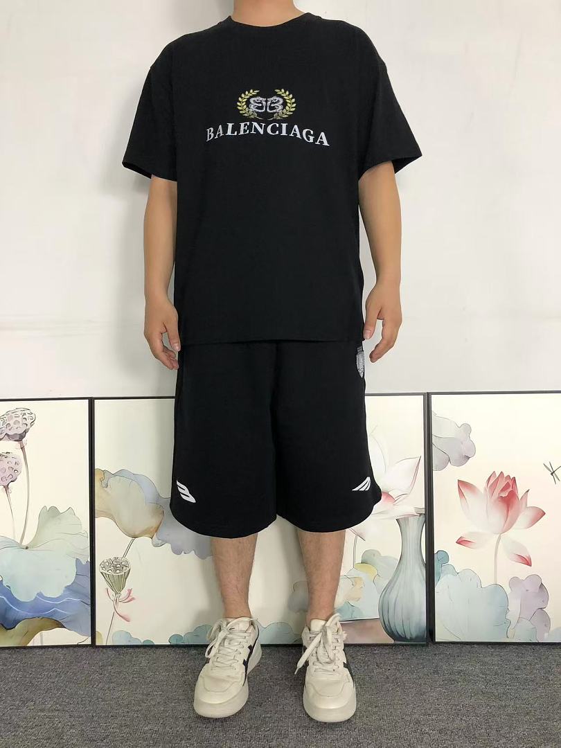 Balenciaga 115 B⭐L⭐⭐⭐IA⭐A T-SHIRT 22051315172 (Im 170Cm 60Kg I Wear Size L In The Phot) - Image 3