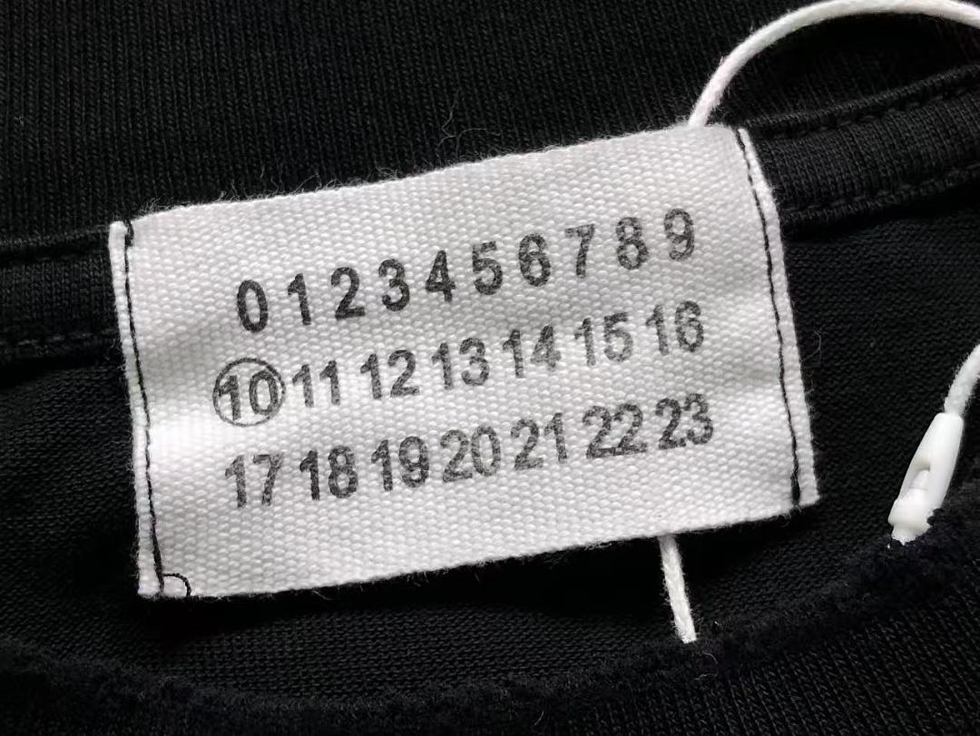 On Running 135 MAISON MARGIELA T-SHIRT 3205290321 (Im 170Cm 60Kg I Wear Size M In The Phot) - Image 24