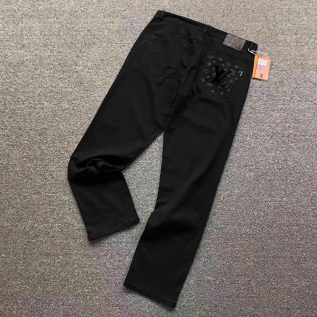 Unbranded 215 L⭐