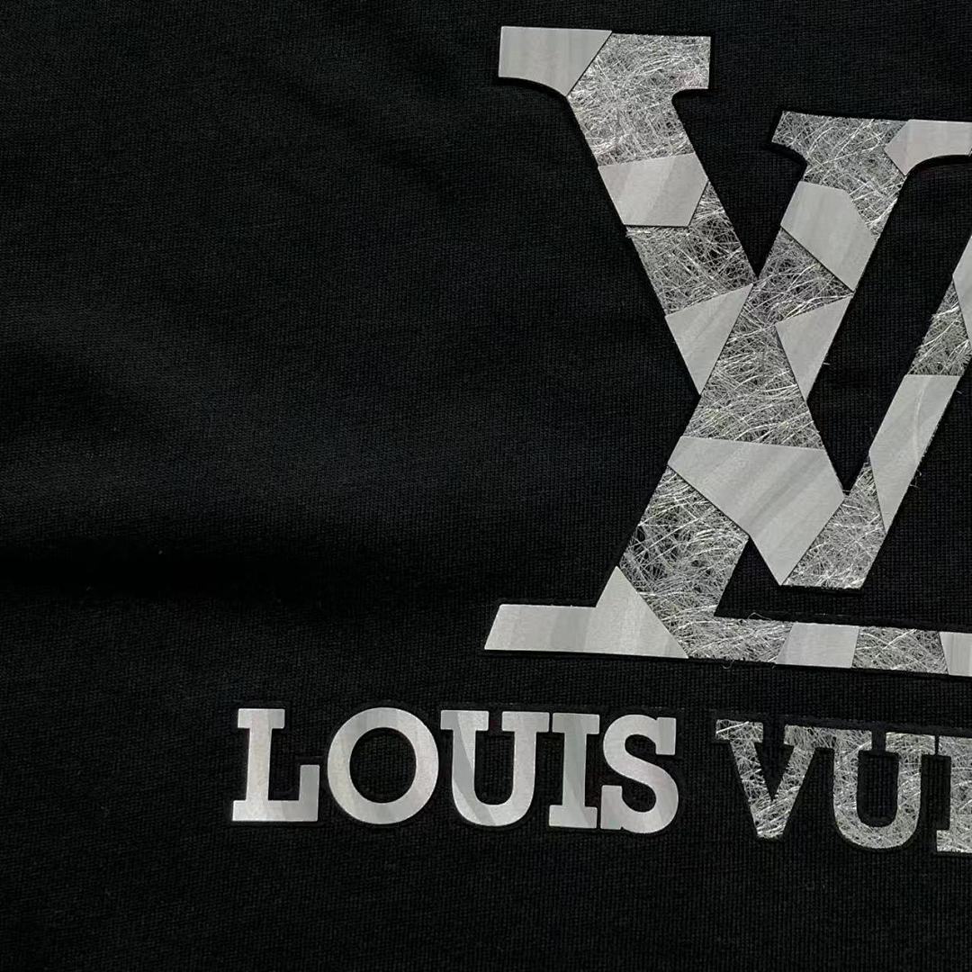 Louis Vuitton 118 L⭐ T-SHIRT 5232316147 (Im 170Cm 60Kg I Wear Size M In The Phot) - Image 14