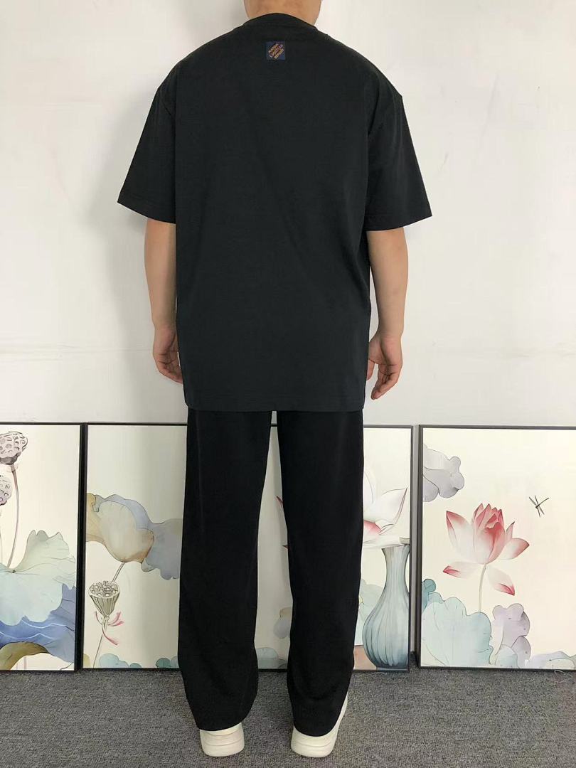 Louis Vuitton 115 L⭐ T-SHIRT 5232319147 (Im 170Cm 60Kg I Wear Size L In The Phot) - Image 4