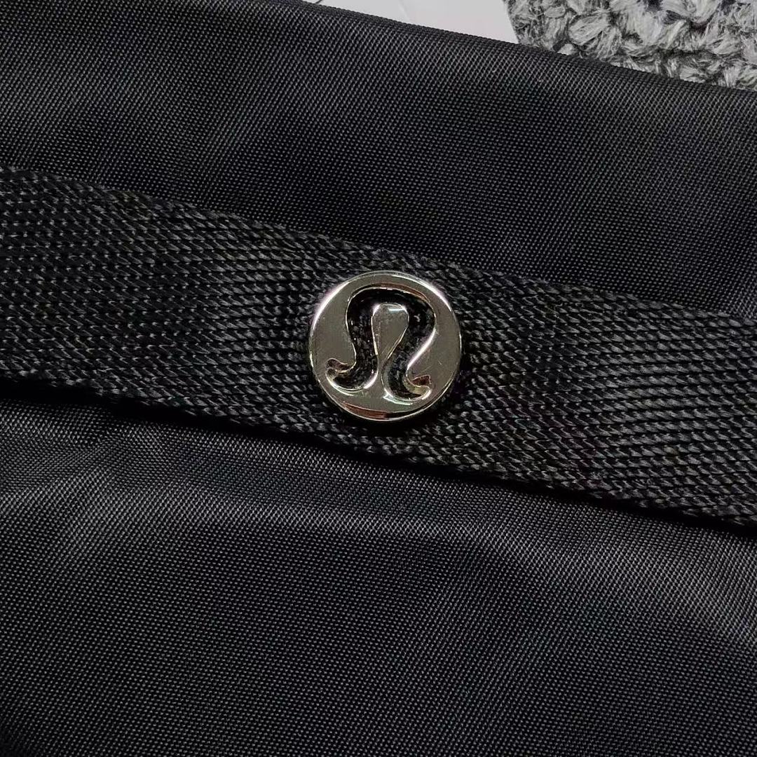 On Running 168 LULULEMON BAG 4207031377 (Long 15CM* Wide 9CM* High 19CM) - Image 8