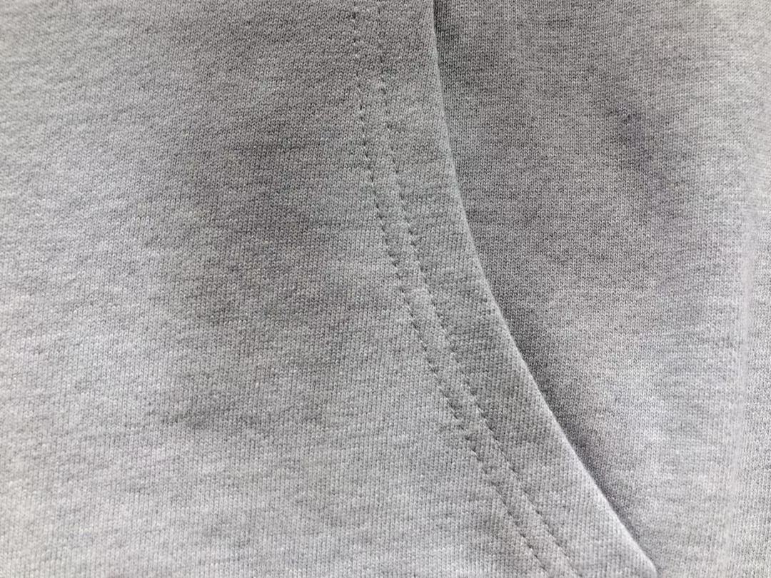 On Running 178 MI⭐⭐D EM⭐⭐ION HOODIE 3108222817 (Im 170Cm 60Kg I Wear Size M In The Phot) - Image 15
