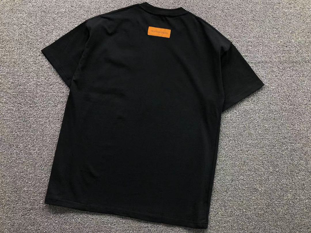 Louis Vuitton 115 L⭐ T-SHIRT 215141621 (Im 170Cm 60Kg I Wear Size S In The Phot) - Image 15