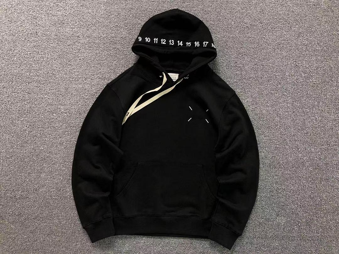 On Running 128 MAISON MARGIELA HOODIE 4107073186 (Im 170Cm 60Kg I Wear Size 46 In The Phot) - Image 13