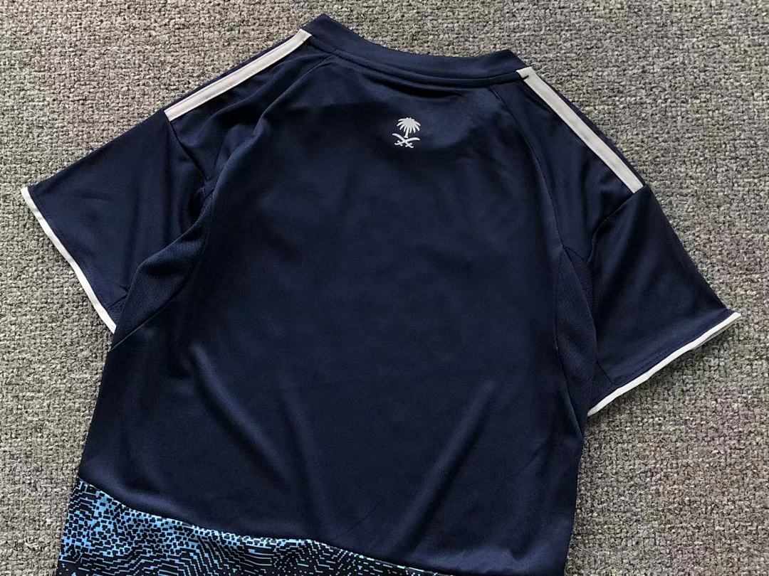 Chanel 75 FOOTBALL T-SHIRT SHORTS - Image 14