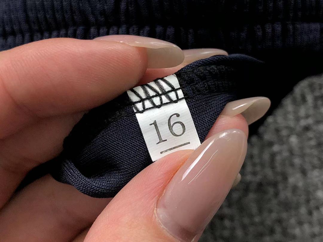 Chanel 68 FOOTBALL T-SHIRT SHORTS - Image 32