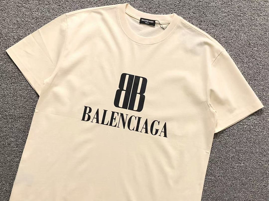 Balenciaga 88 B⭐L⭐⭐⭐IA⭐A T-SHIRT 5230504136 (Im 170Cm 60Kg I Wear Size XS In The Phot) - Image 17