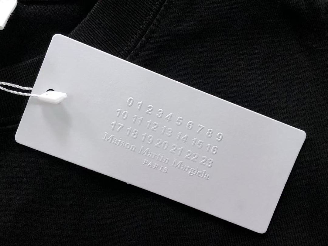 On Running 78 MAISON MARGIELA T-SHIRT 4107053386 (Im 170Cm 60Kg I Wear Size 46 In The Phot) - Image 21