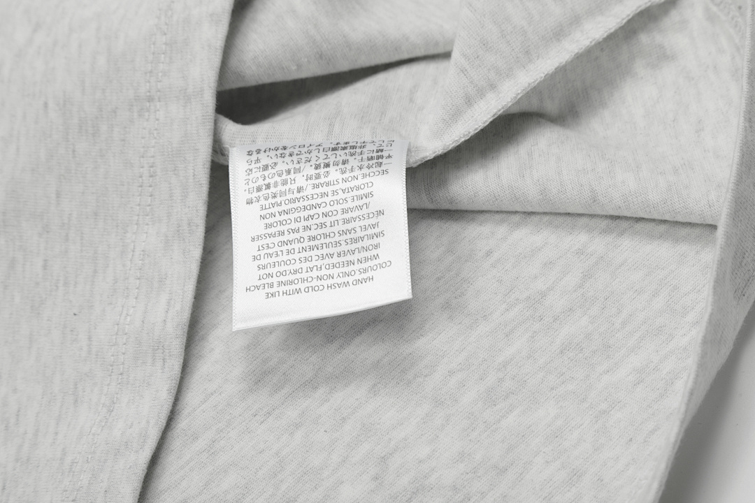 Fear of God 88 FOG T-SHIRT - Image 20