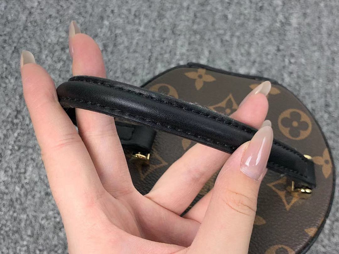 Louis Vuitton 438 L⭐ BAG 412166124 (Long 13CM* Wide High 14CM) - Image 9