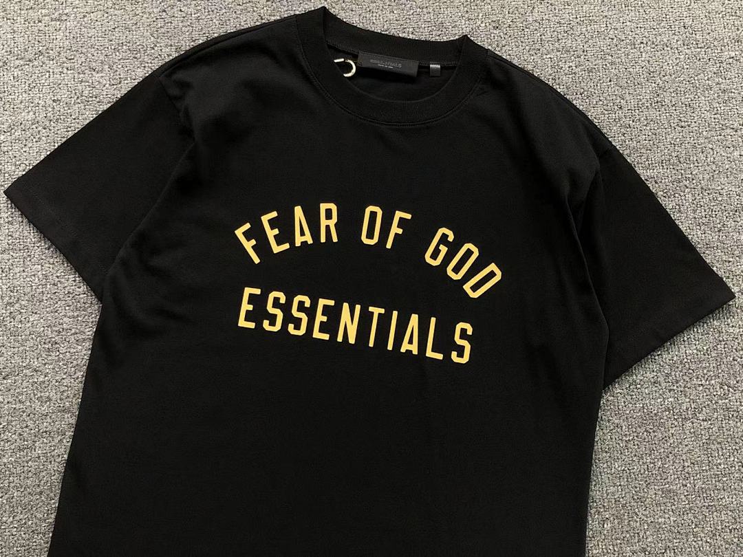 Fear of God 98 FOG T-SHIRT 213112117 (Im 170Cm 60Kg I Wear Size S In The Phot) - Image 40